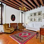 Palazzo Nani Bernardo - My Extra Home