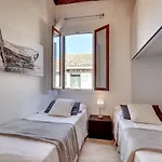 Botteri Palace Apartments By Wonderful Italy