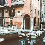 Industrial Loft Venice R&R