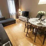 Rialto Canal View Deluxe R&R