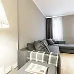 Rialto Canal View Deluxe R&R
