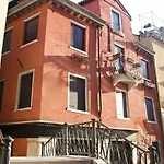 Ca Manuela 1