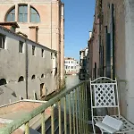 Citadelle - Apartment With Balcony