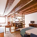 Casa Bello