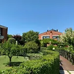 Villa Laguna Apartments