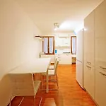 Dolcevita Apartments N 382
