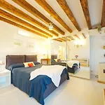 Dolcevita Apartments N 185