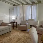 Luxury And Romantic Secret Escape In Venice!