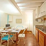 Dolcevita Apartments N 387