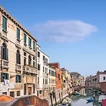 Finestra Su Venezia