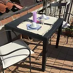 Romantic Rialto Apartment