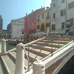 Sestiere Dorsoduro Venezia, A Due Passi Dal Ponte Dei Pugni