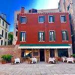 Casa Fedora