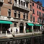 Alle 3 Stelle Barocco