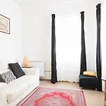 Giardini Apartment