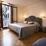 Ca\' Nal Apartments