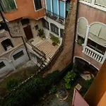 Piazza San Marco - Cozy&warm apartment