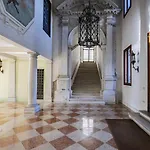 Ca\' Degli Specchi Grand Canal