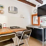 Riva Di Biasio Lovely Flat