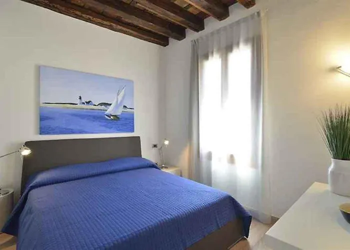 Arsenale Canal View 2