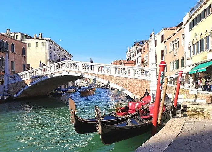 Cannaregio Apartment