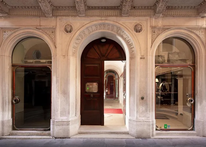 Luxury Loft Next To Saint Mark