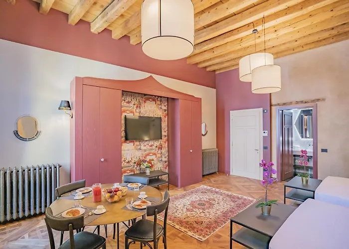 Corte Rubbi 6 Deluxe Studio Apartment