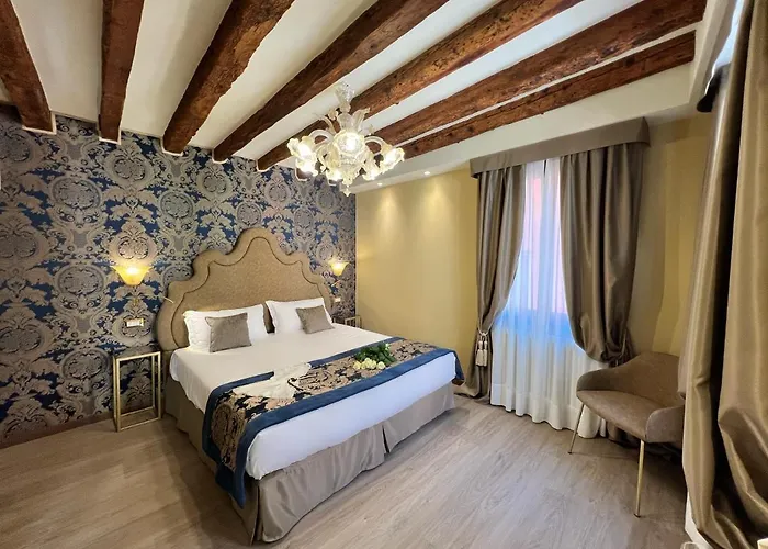 Ca Dell\'Arte Palace
