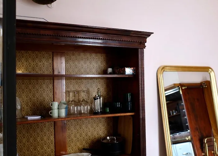 Venetian Pink Apartment In Dorsoduro