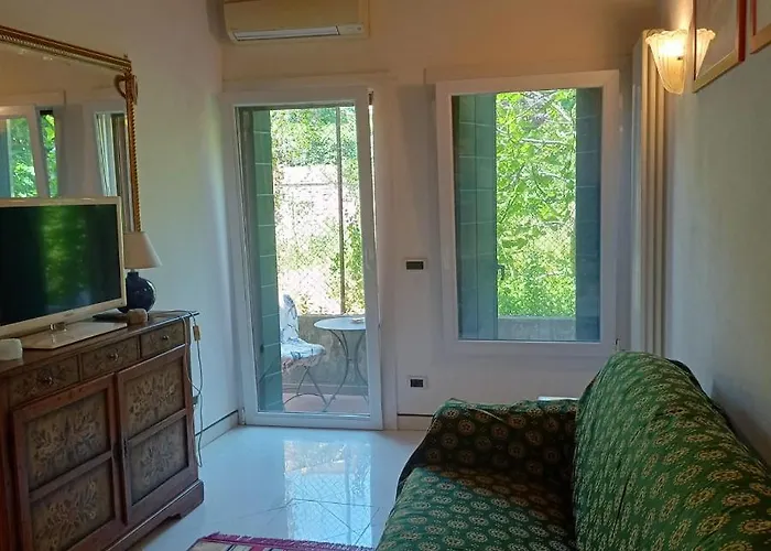 Beatiful Modern Flat Venice Centre With Private Lounge Green Area Relax