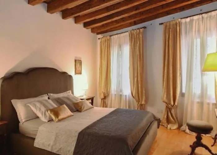Leone Marciano Venice Apartment Independent And Private Entrance