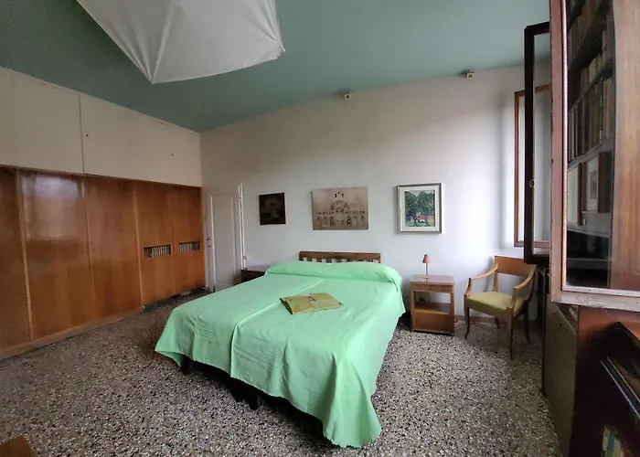 Casa Calle Renier