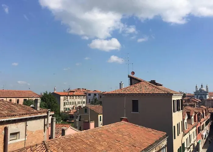 Romantic Loft In Venezia