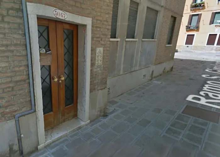 Casa Carla - Comodo Appartamento In Venice Cannaregio - 2 Camere Private