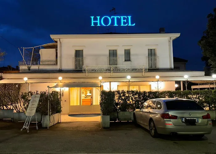 Hotel Ristorante Ca\' Nova