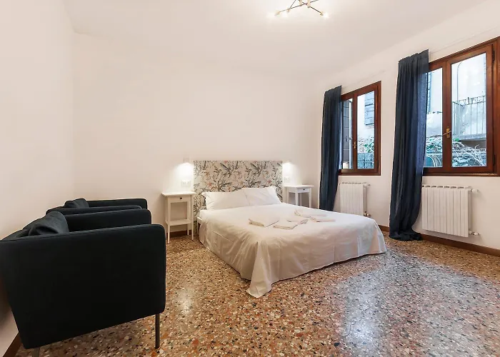 Casa Alimante