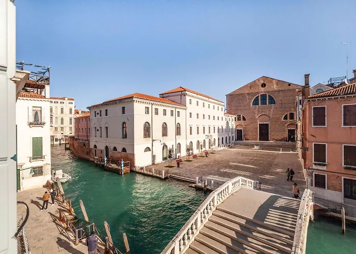 San Lorenzo Apartments 5054