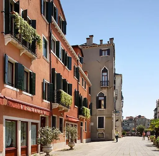Palazzo Del Giglio