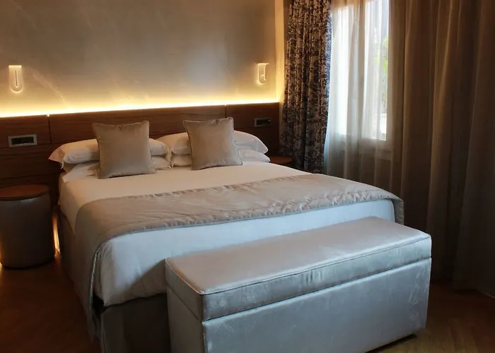 Rosa Salva Hotel