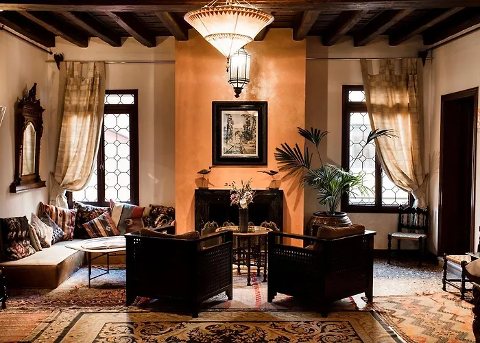 Novecento Boutique Hotel
