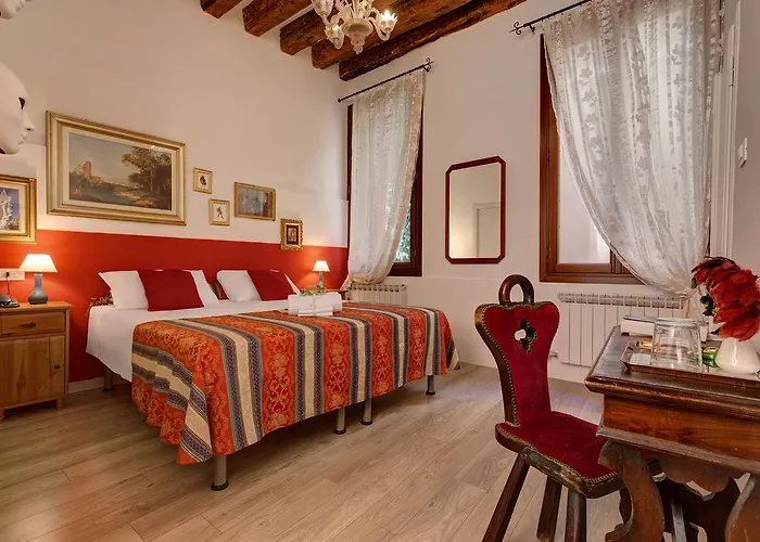 Hotel San Samuele