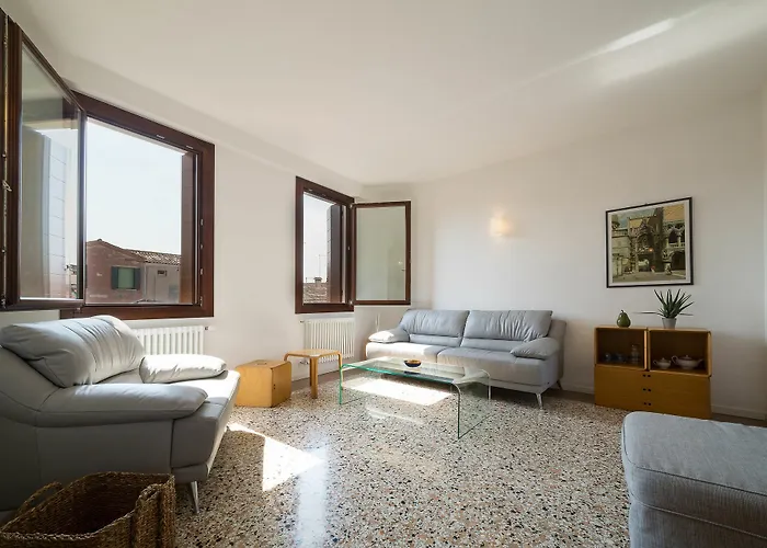 Ve.N.I.Ce Cera Casa Margherita