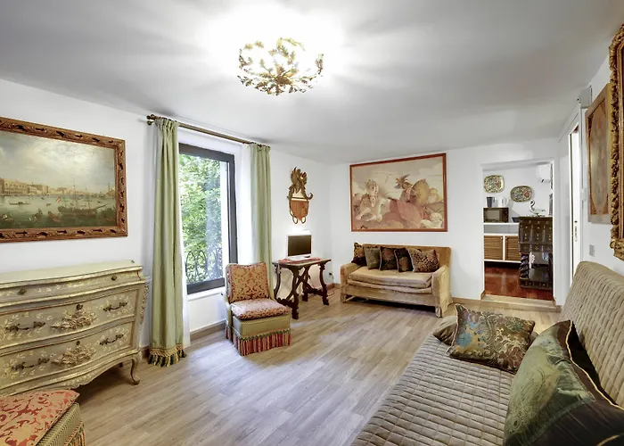 Venetian Apartment Accademia Dorsoduro District