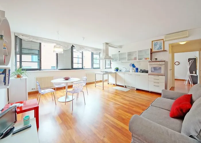 Dolcevita Apartments N 329
