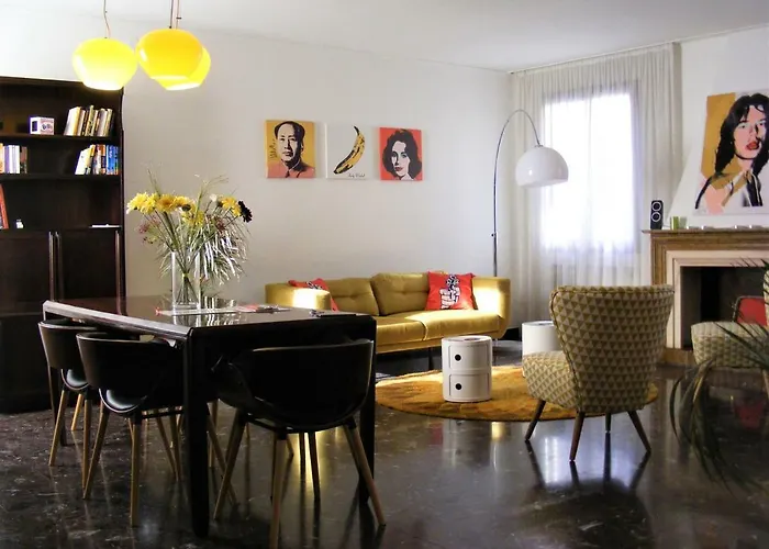 Andy\'S Apartment