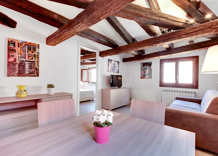 Ca\'Moderna