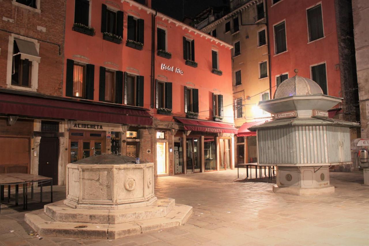 Rio Hotel