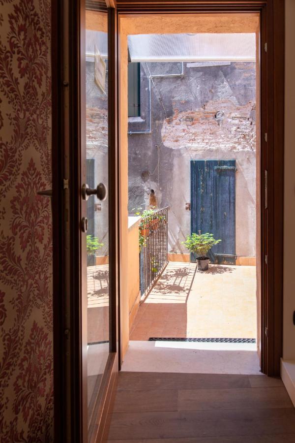 Guest house Charming Palace Santa Fosca Venice