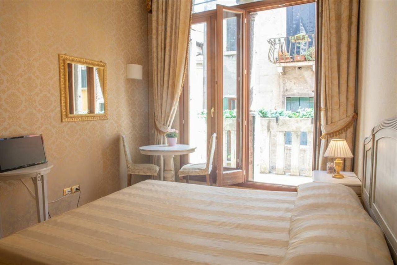 Dimora Al Doge Beato Vista Canale Bed & Breakfast