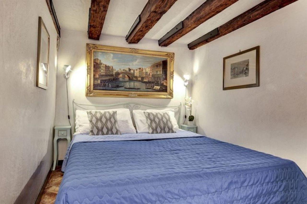 Apartment Rialto Canal View *